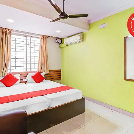 Oyo 60932 Hotel Basera Inn